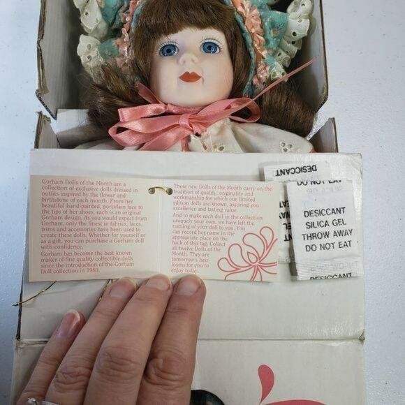 Vintage 1990 Gorham Dolls Of The Month Miss May Collectible - Picture 10 of 14